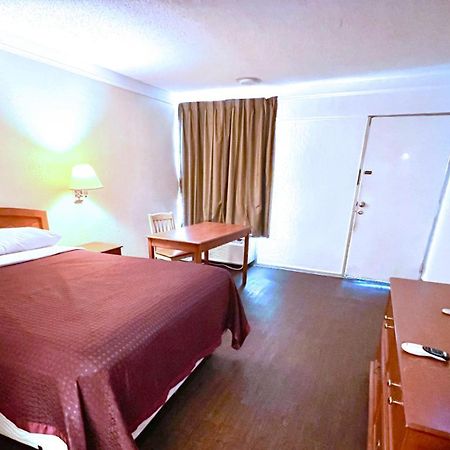 Thunderbird Motel Хилсбъро Екстериор снимка