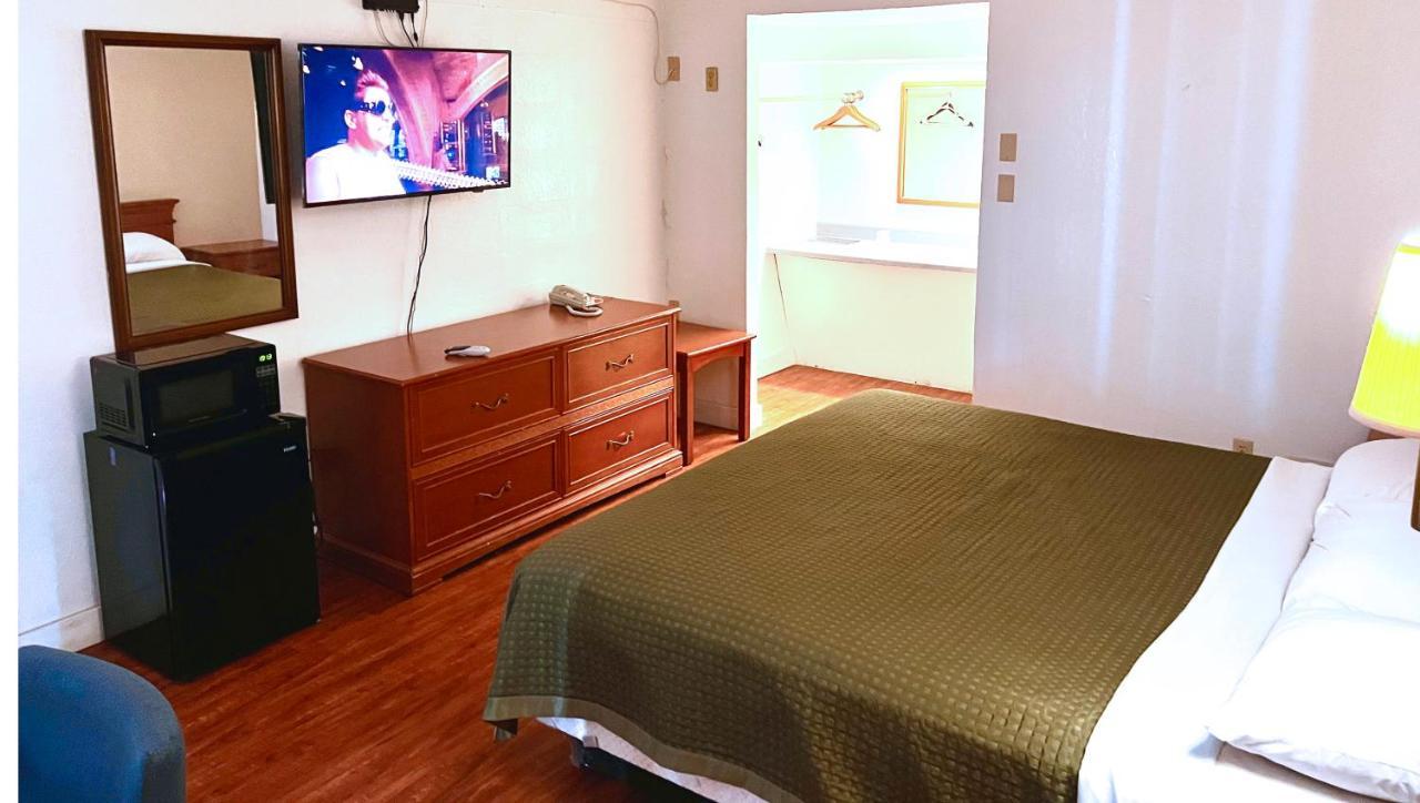 Thunderbird Motel Хилсбъро Екстериор снимка