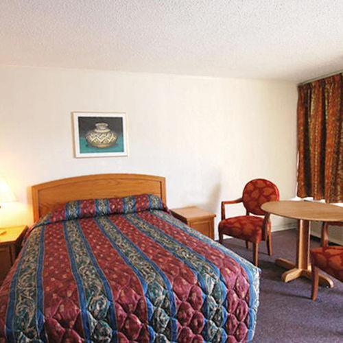 Thunderbird Motel Хилсбъро Стая снимка