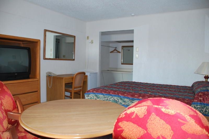 Thunderbird Motel Хилсбъро Стая снимка