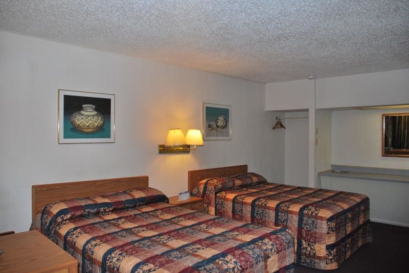 Thunderbird Motel Хилсбъро Стая снимка