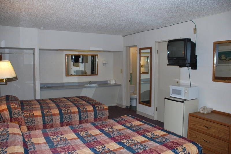 Thunderbird Motel Хилсбъро Стая снимка