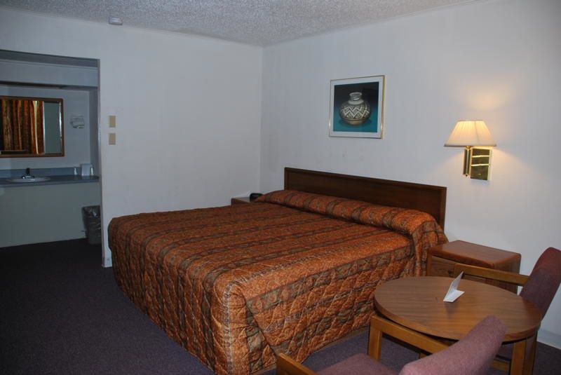 Thunderbird Motel Хилсбъро Стая снимка